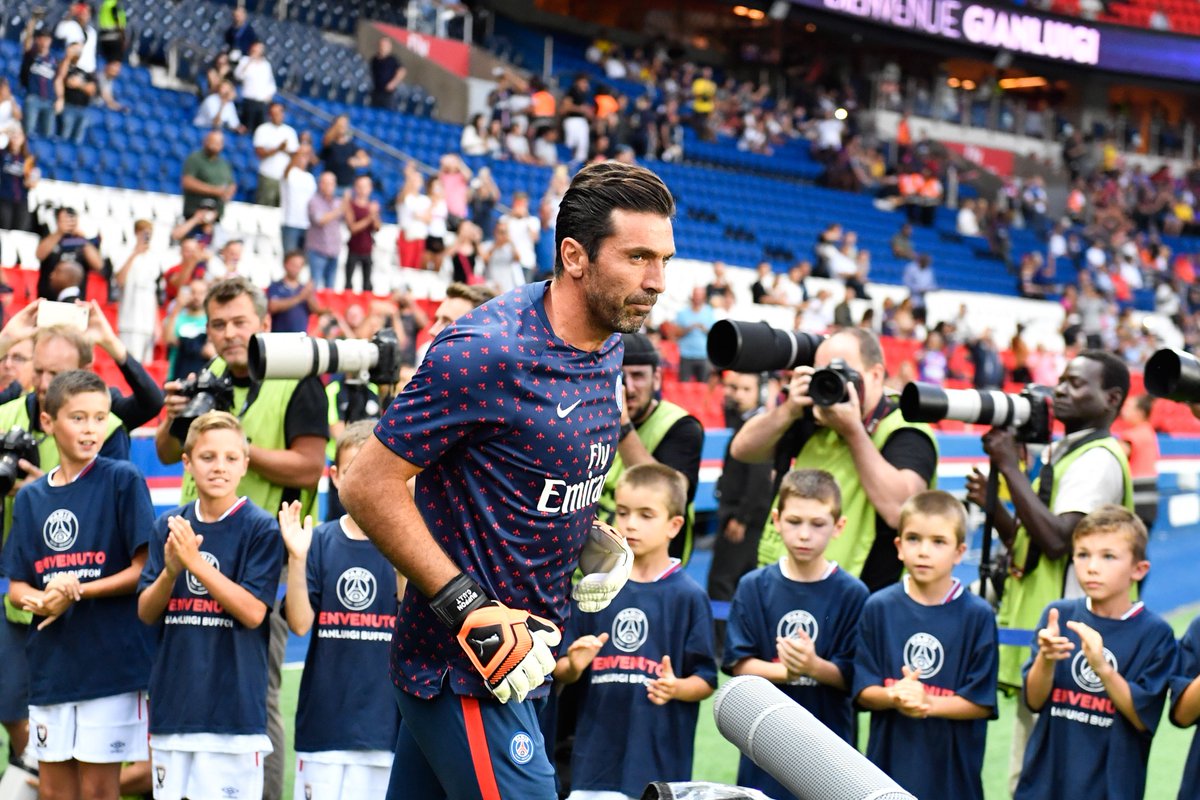 PeRo连续领跑积分榜，4AM已跌出前六，最后一日将上演五队争冠