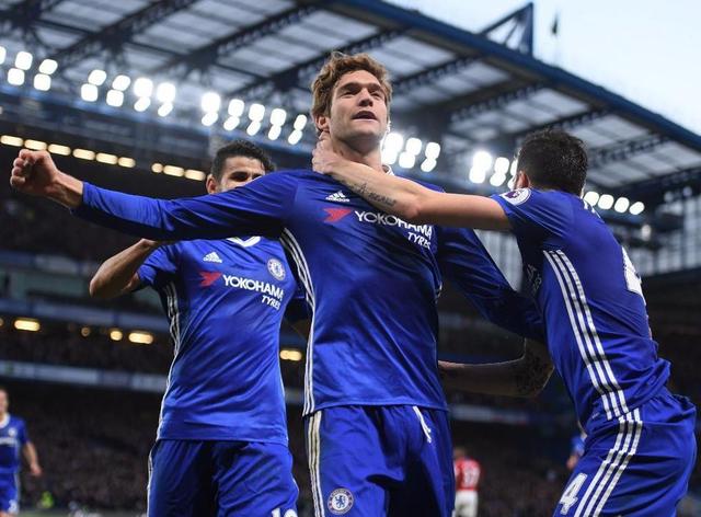 F1：新秀车手表现引发热议