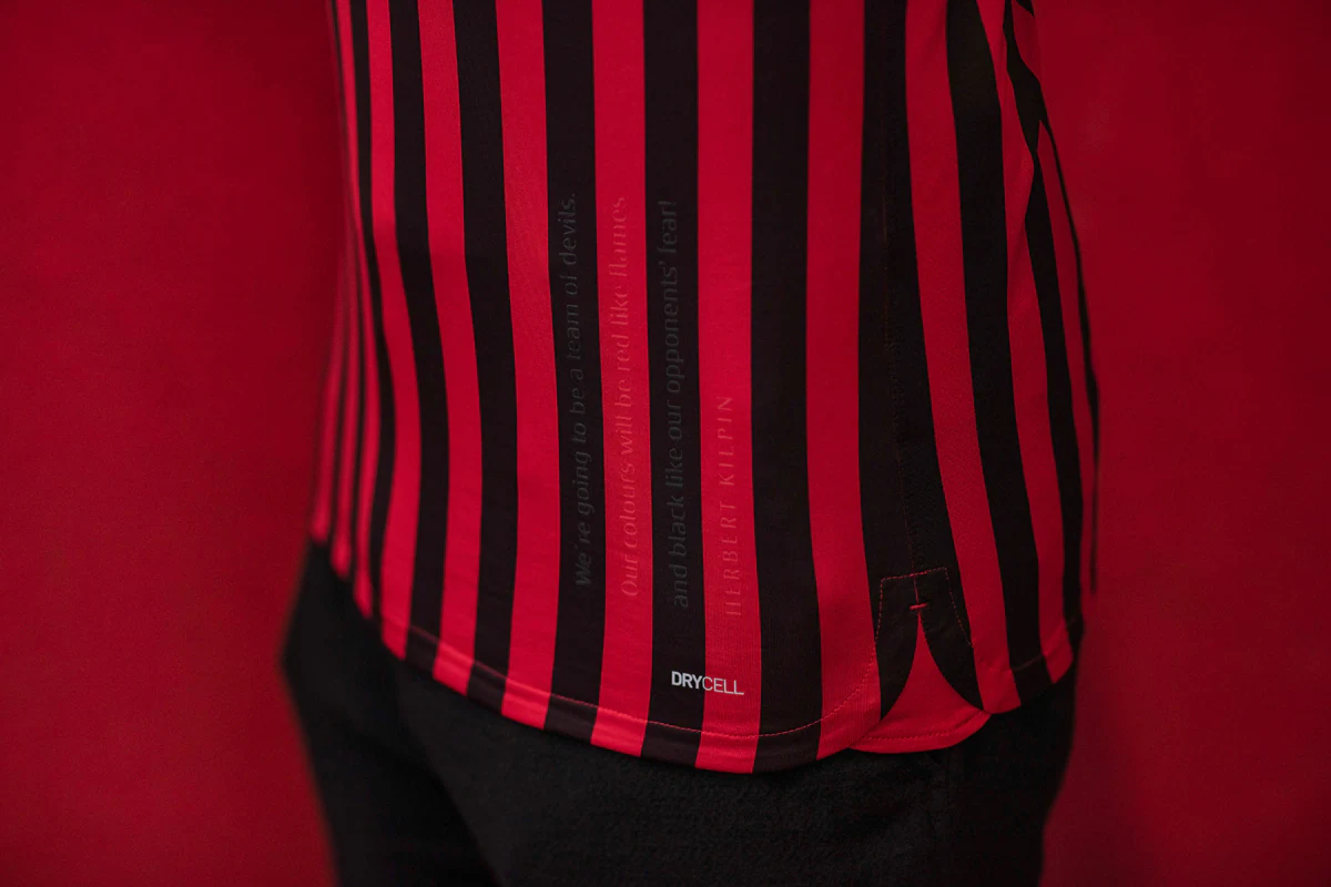 《自由篮球》妮特克莉斯获取倒计时，12周年专属道具全拿下！